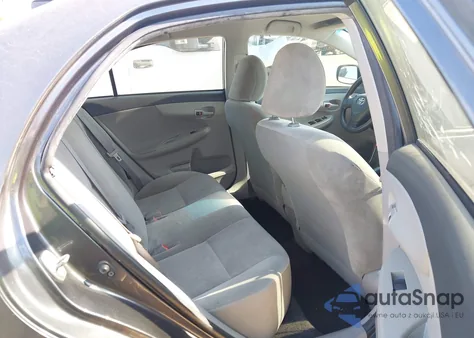 2013 Toyota Corolla L z USA, uszkodzony, nr VIN JTDBU4EE4DJ116827